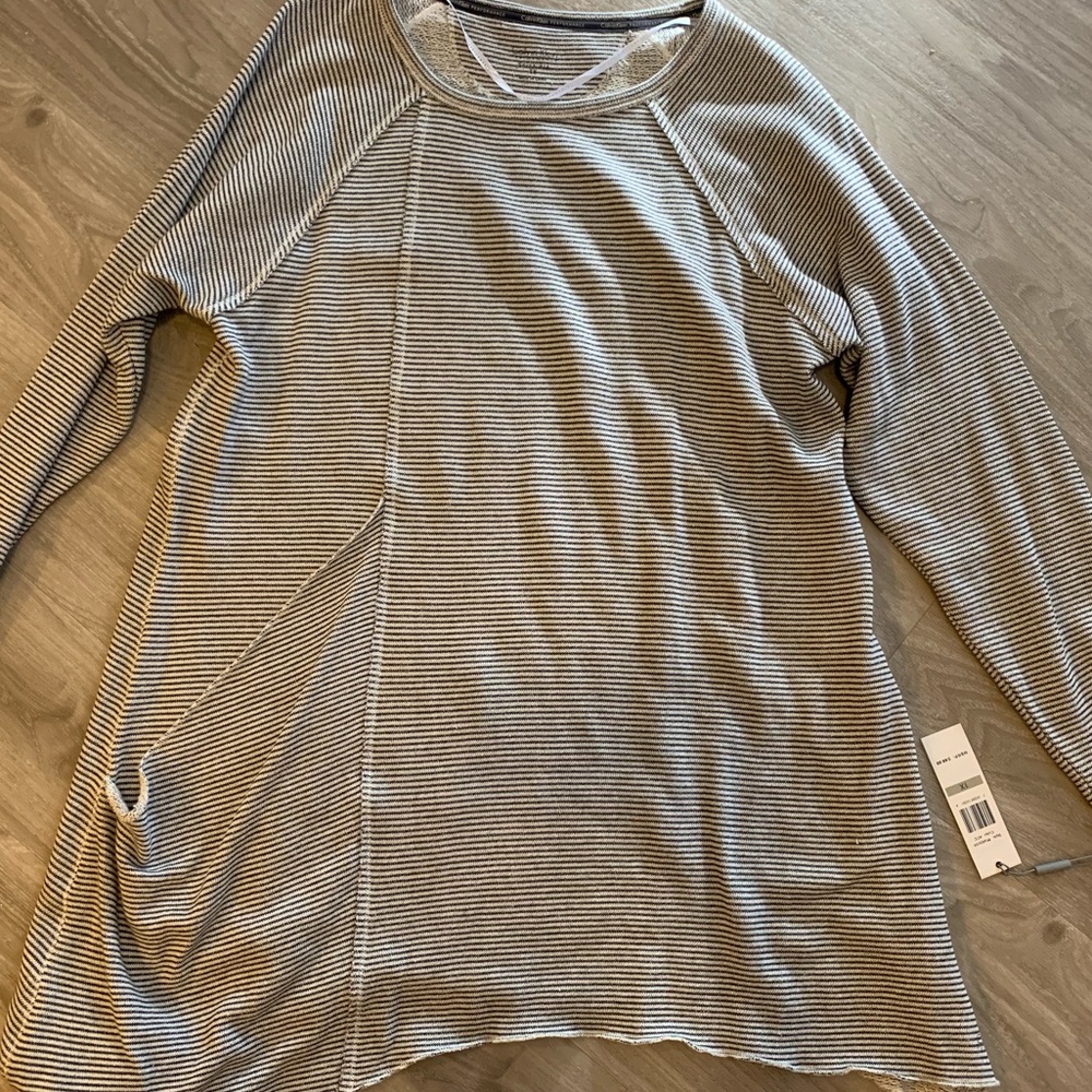 Calvin Klein performance top XL